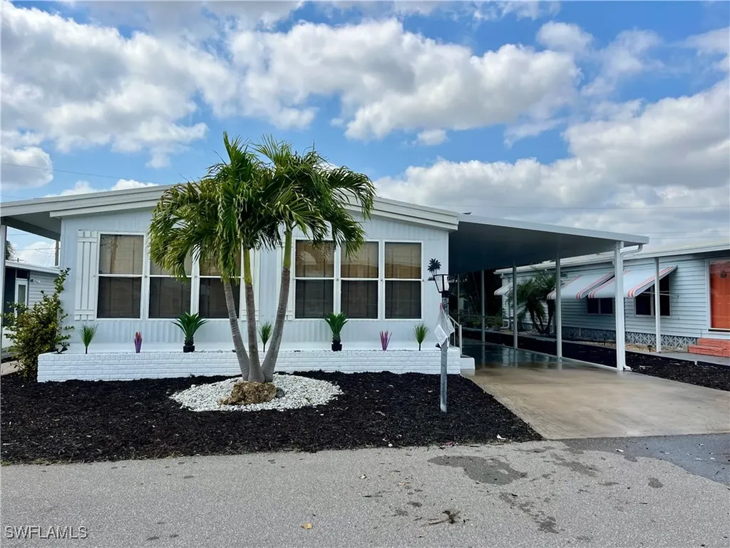 16027 Tangelo Way North Fort Myers FL 33903