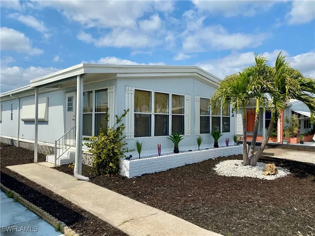 16027 Tangelo Way North Fort Myers FL 33903