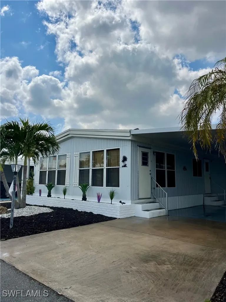 16027 Tangelo Way North Fort Myers FL 33903