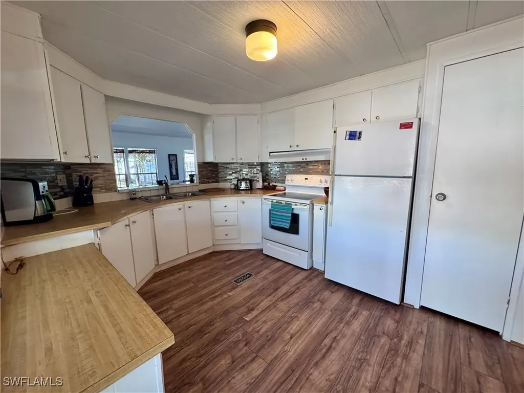 16027 Tangelo Way North Fort Myers FL 33903