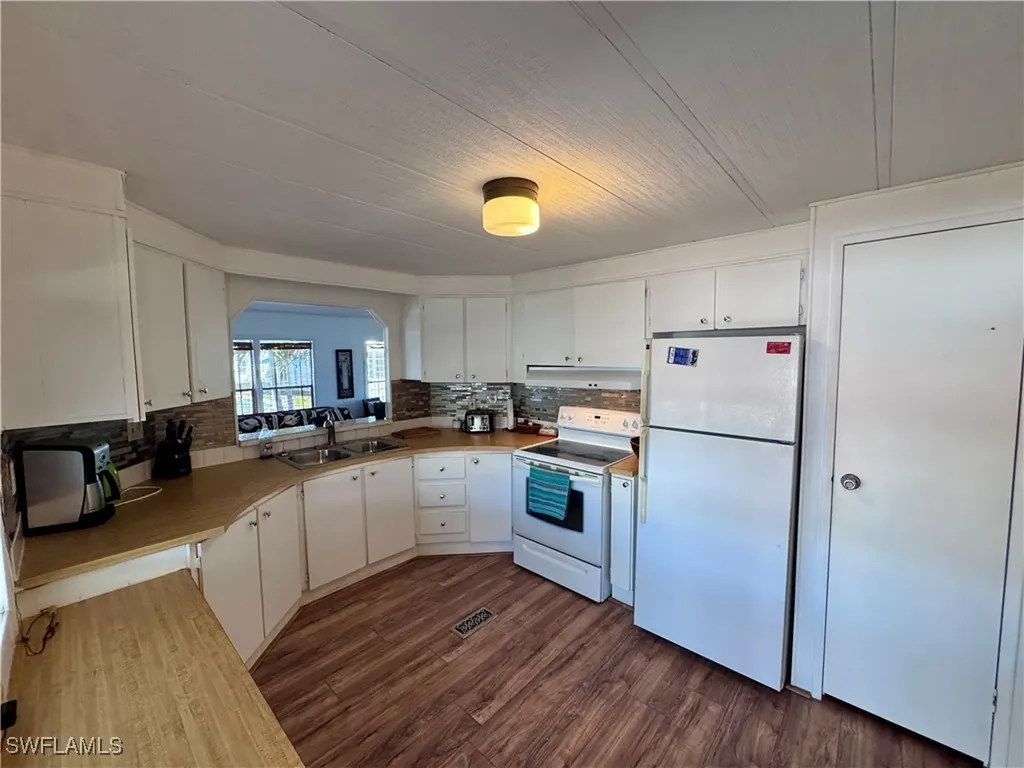 16027 Tangelo Way North Fort Myers FL 33903