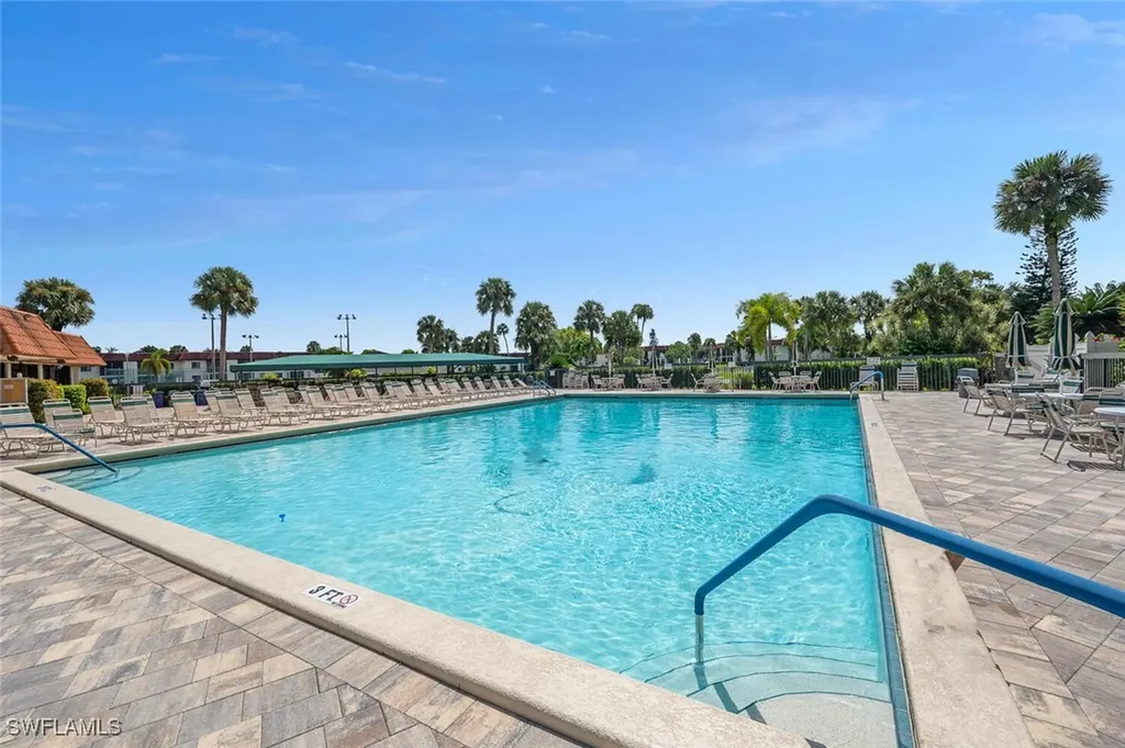 4372 27th Court SW Naples FL 34116