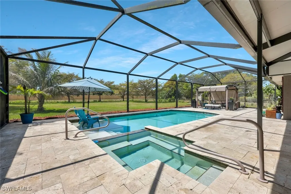 1930 Curling Avenue Naples FL 34109