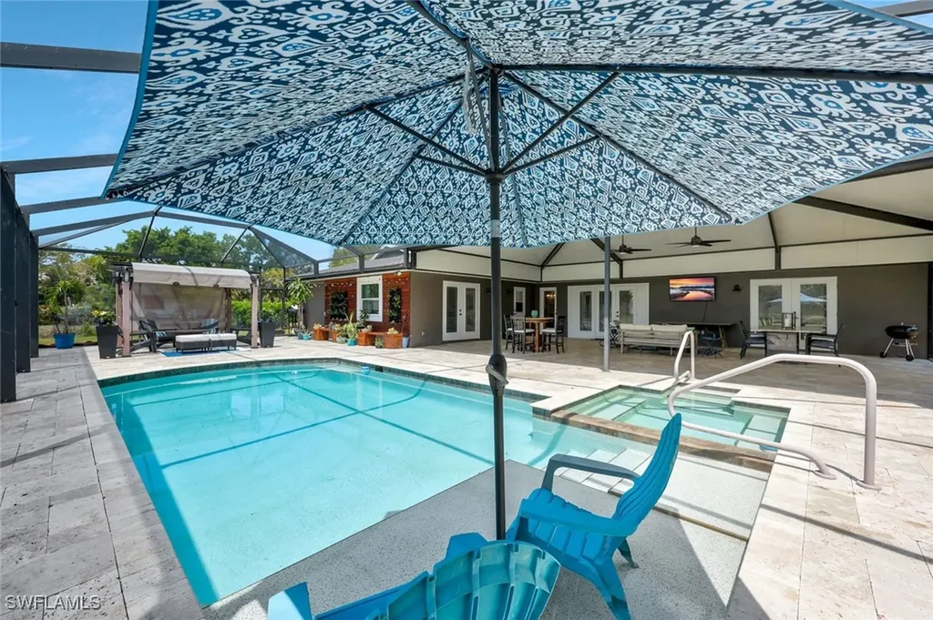 1930 Curling Avenue Naples FL 34109