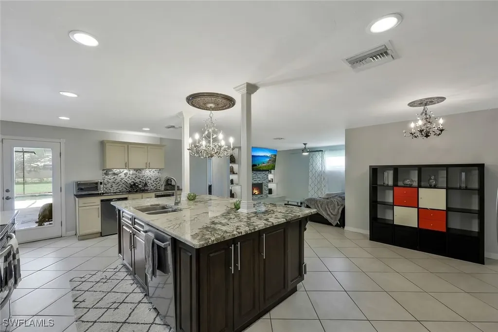 1930 Curling Avenue Naples FL 34109
