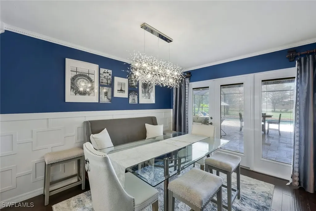 1930 Curling Avenue Naples FL 34109