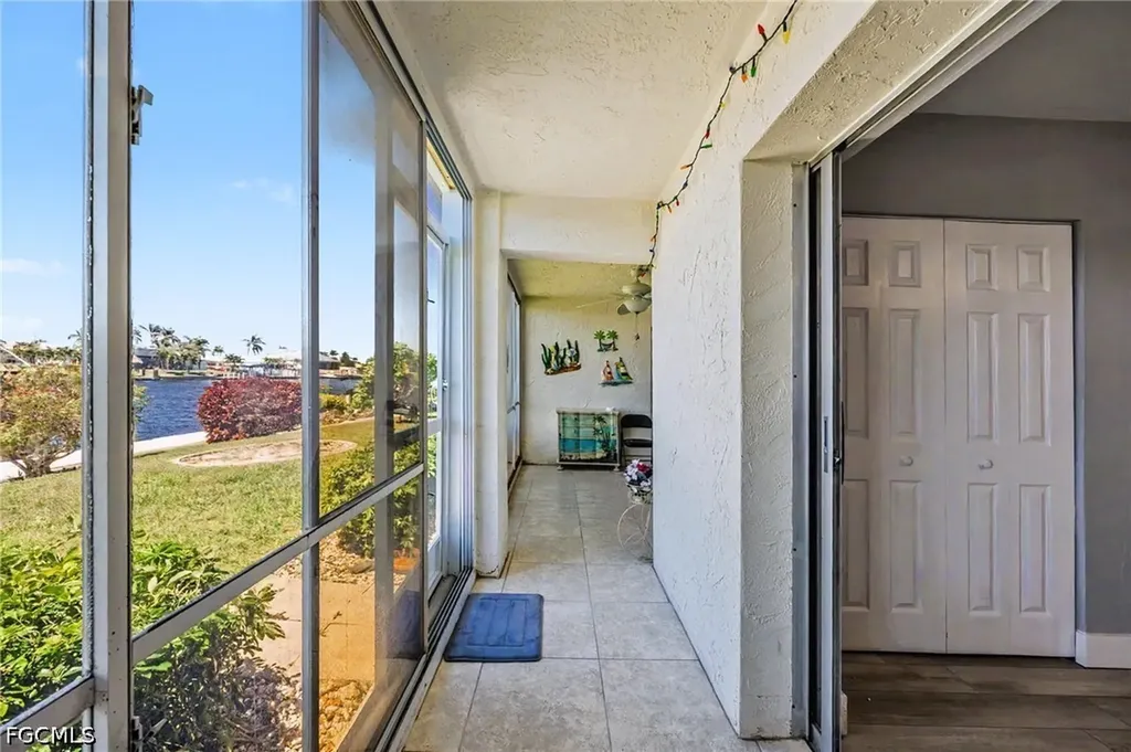 4012 SE 19th Avenue Cape Coral FL 33904