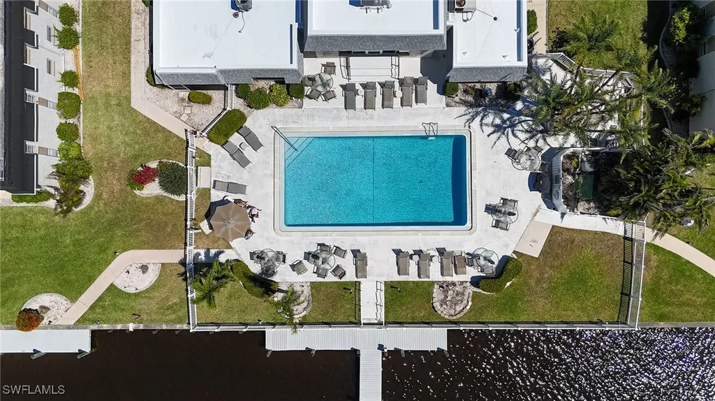 4012 SE 19th Avenue Cape Coral FL 33904