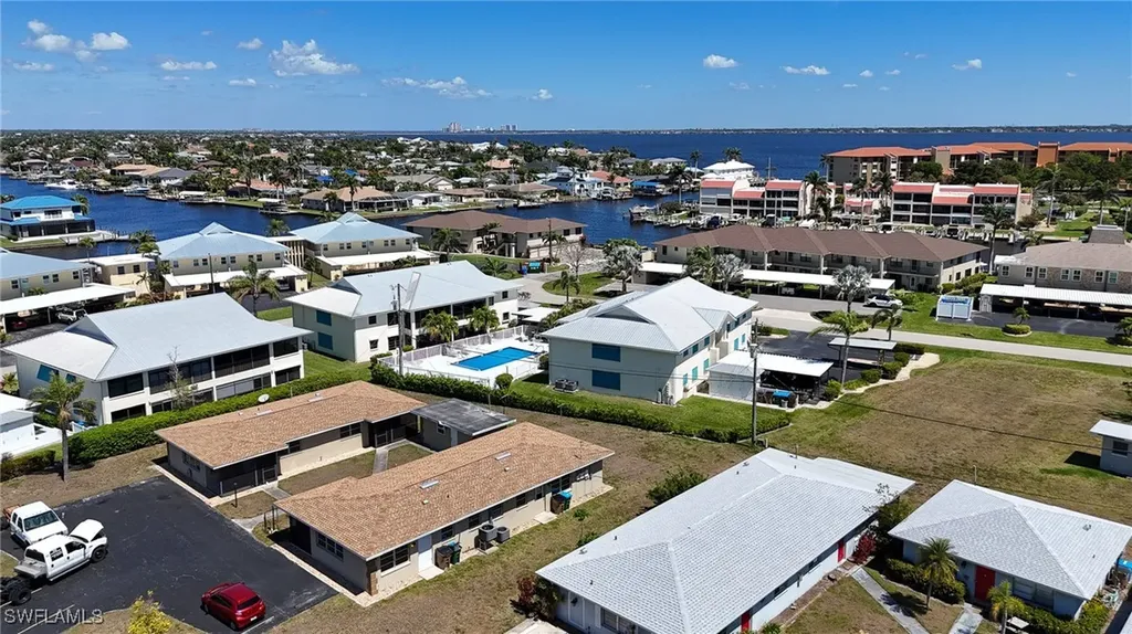4012 SE 19th Avenue Cape Coral FL 33904