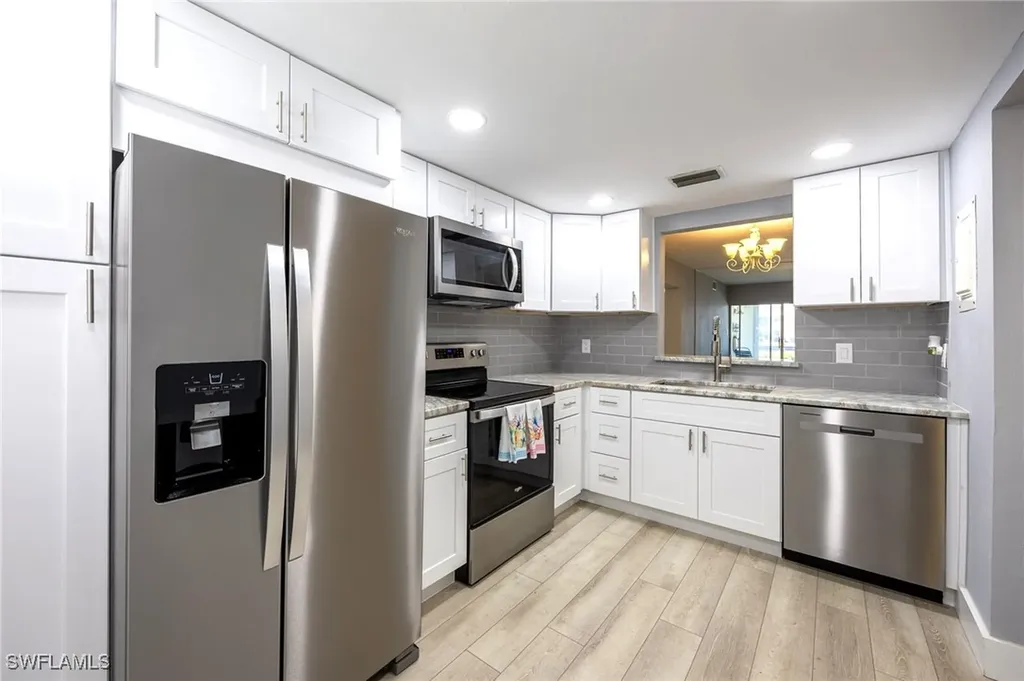 4012 SE 19th Avenue Cape Coral FL 33904