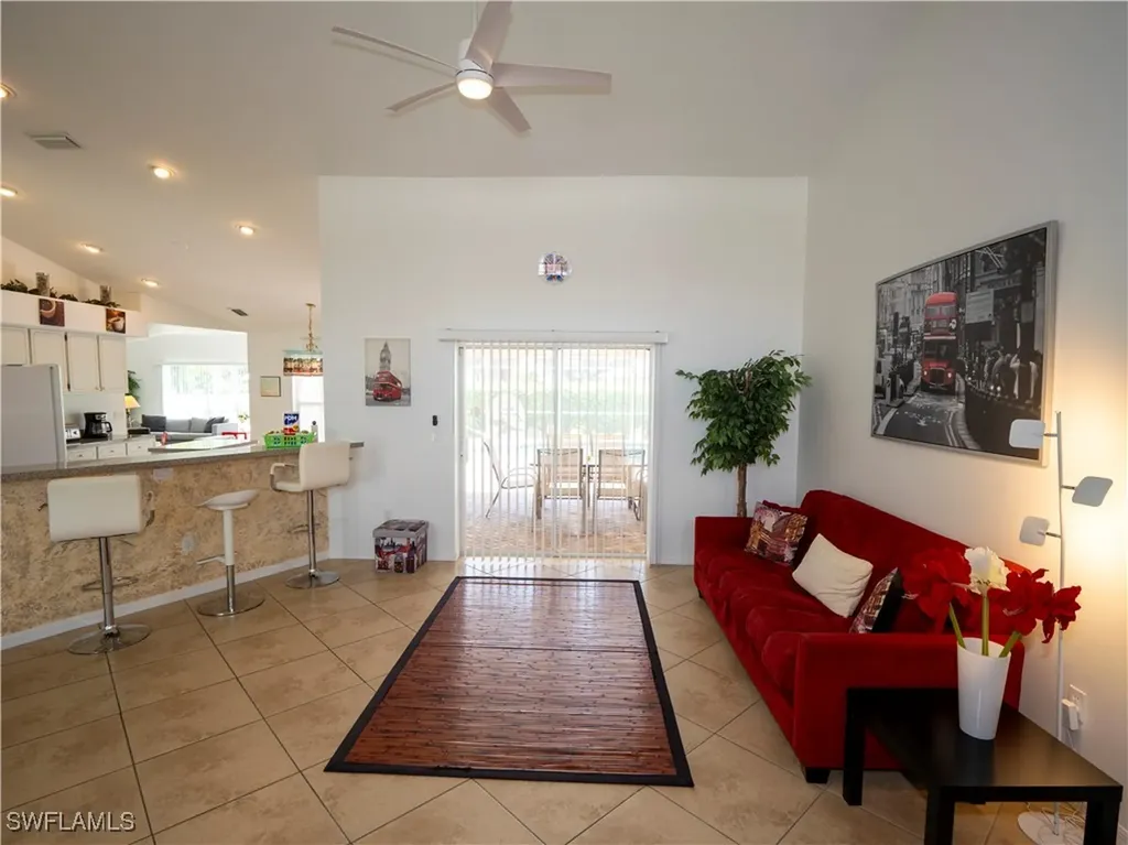1822 SE 20th Street Cape Coral FL 33990