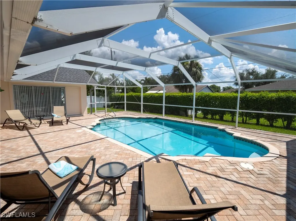 1822 SE 20th Street Cape Coral FL 33990