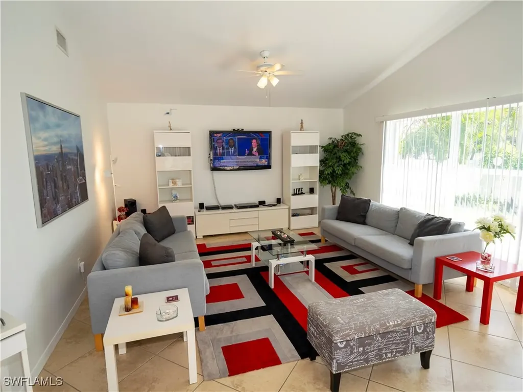 1822 SE 20th Street Cape Coral FL 33990