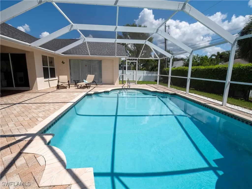 1822 SE 20th Street Cape Coral FL 33990