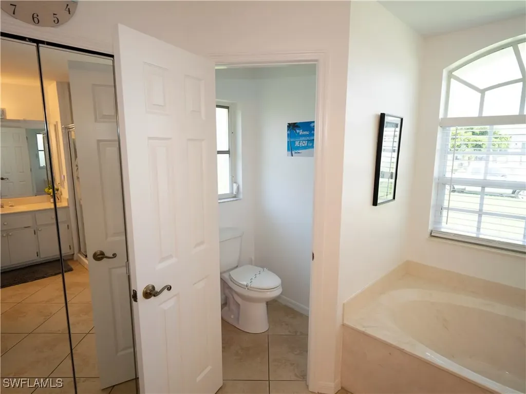 1822 SE 20th Street Cape Coral FL 33990