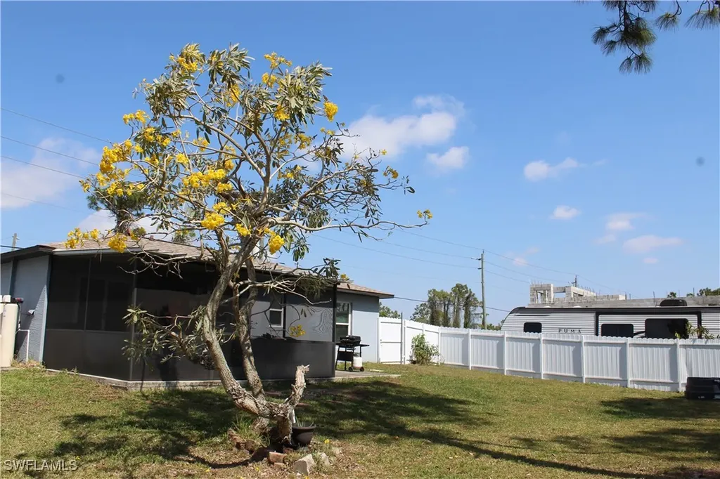 2609 Owen Avenue S Lehigh Acres FL 33973