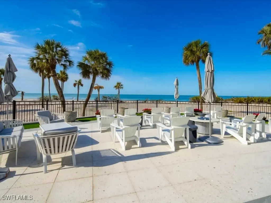 4041 Gulf Shore Boulevard N Naples FL 34103