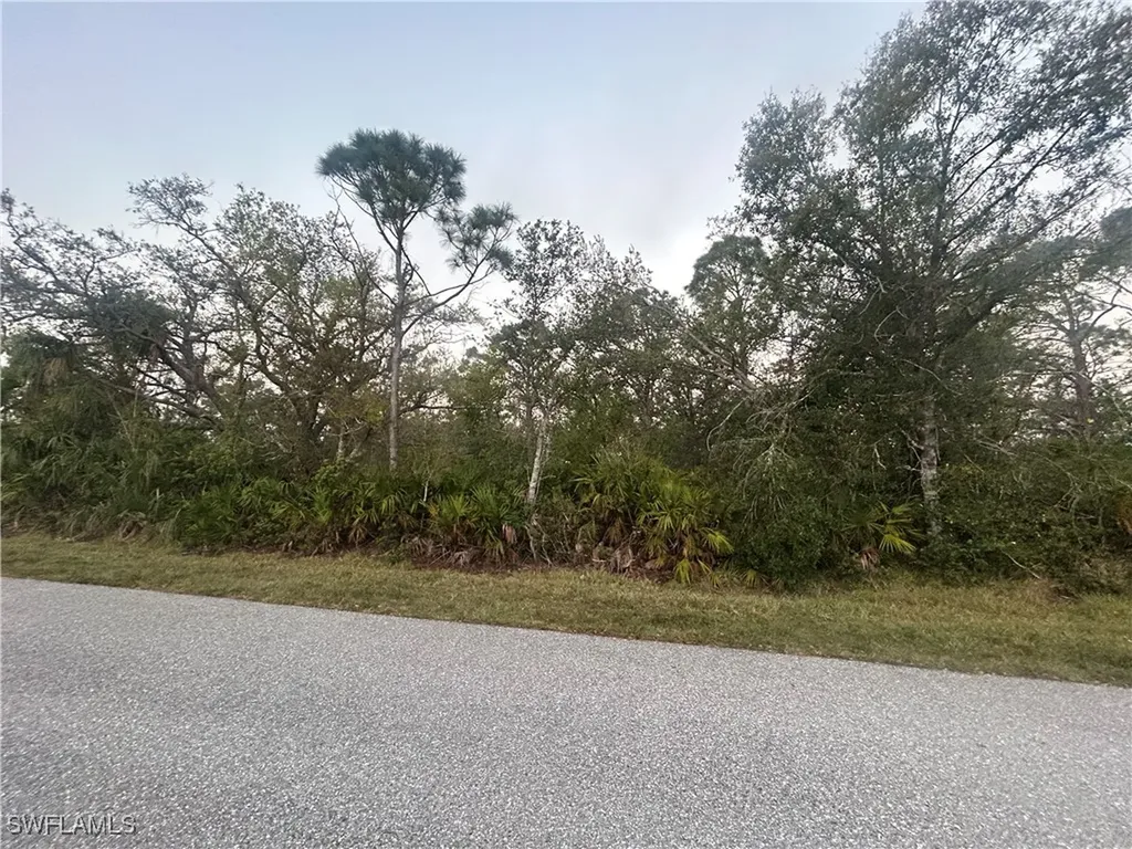 6261 Blackberry Street Englewood FL 34224