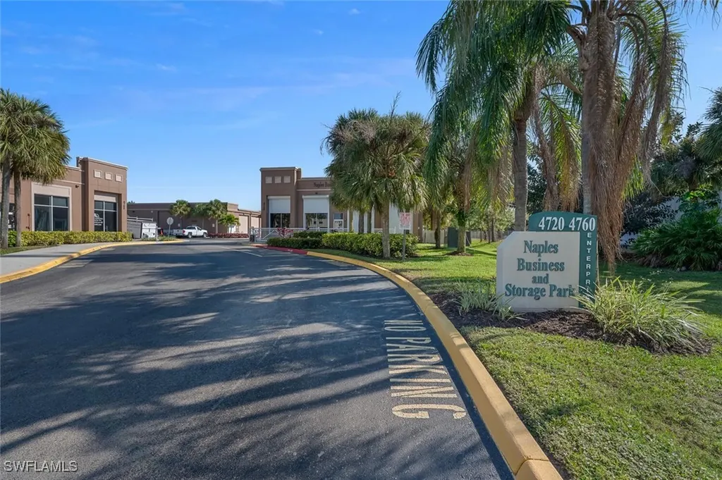 4720 Enterprise Avenue Naples FL 34104