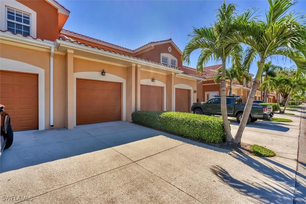 10013 Via Colomba Circle Fort Myers FL 33966