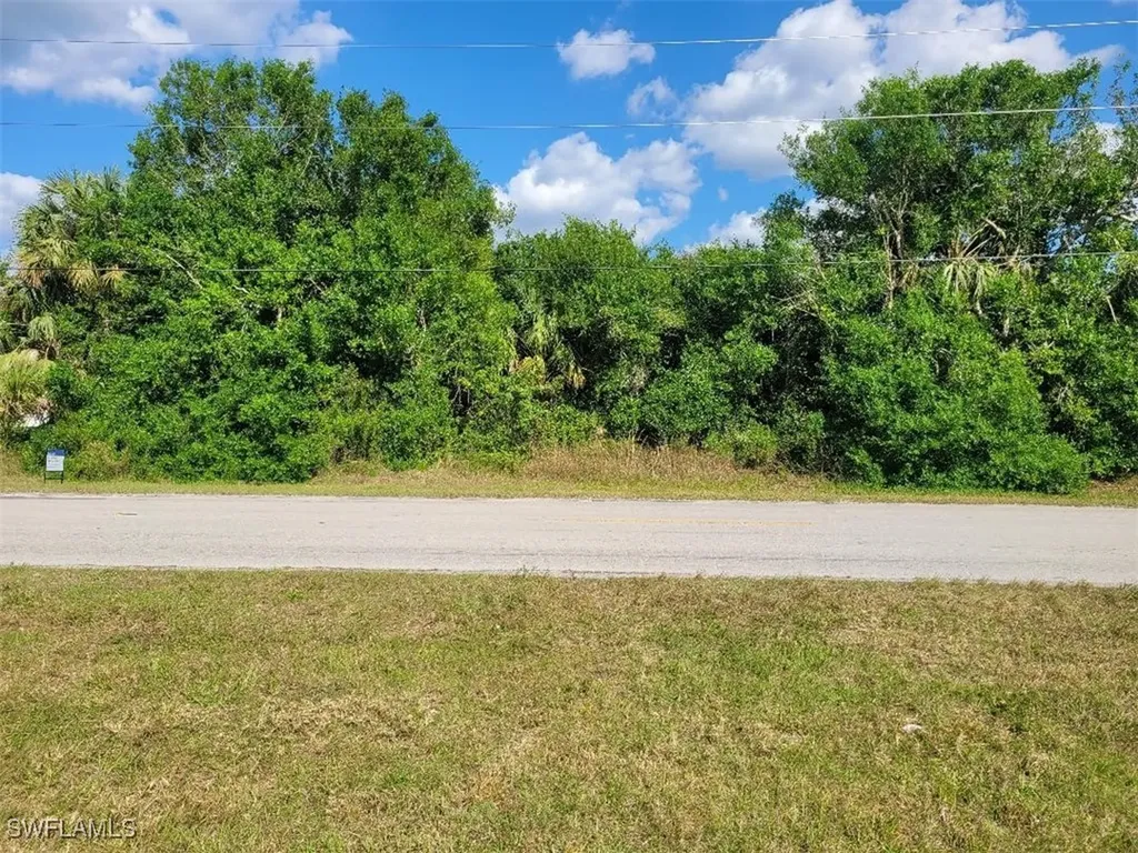 Everglades Boulevard N Naples FL 34120