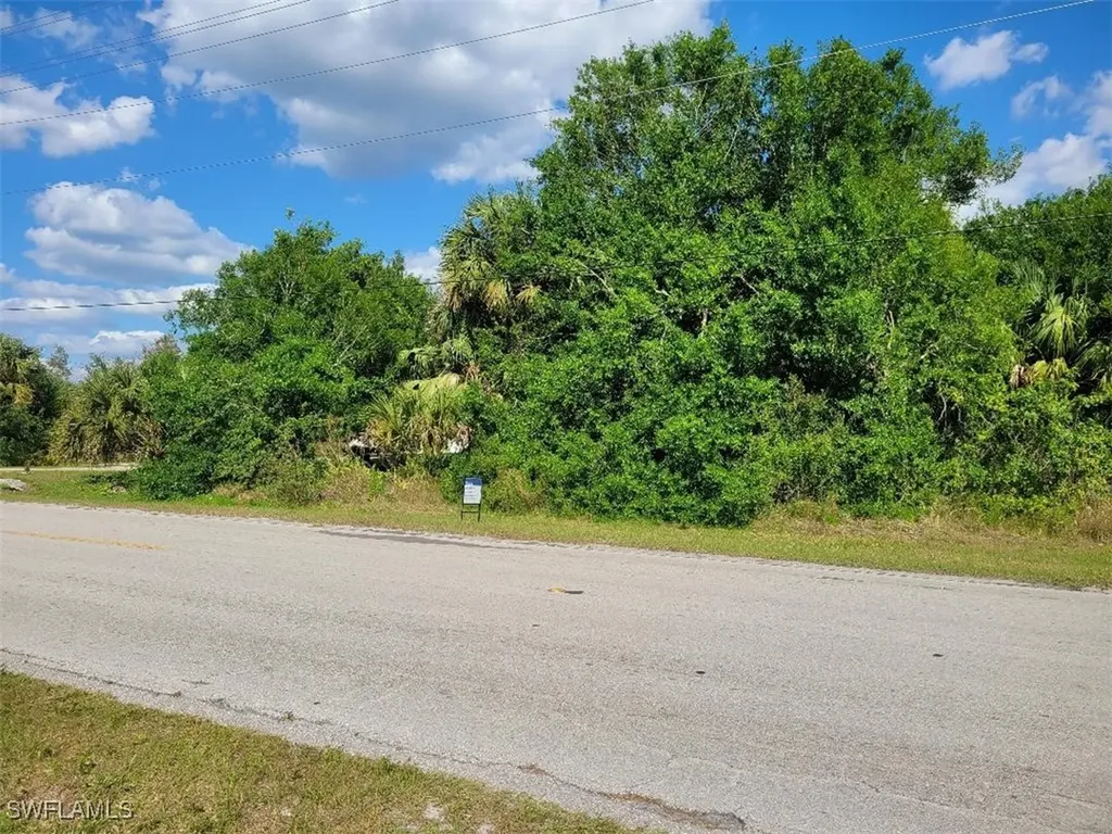 Everglades Boulevard N Naples FL 34120