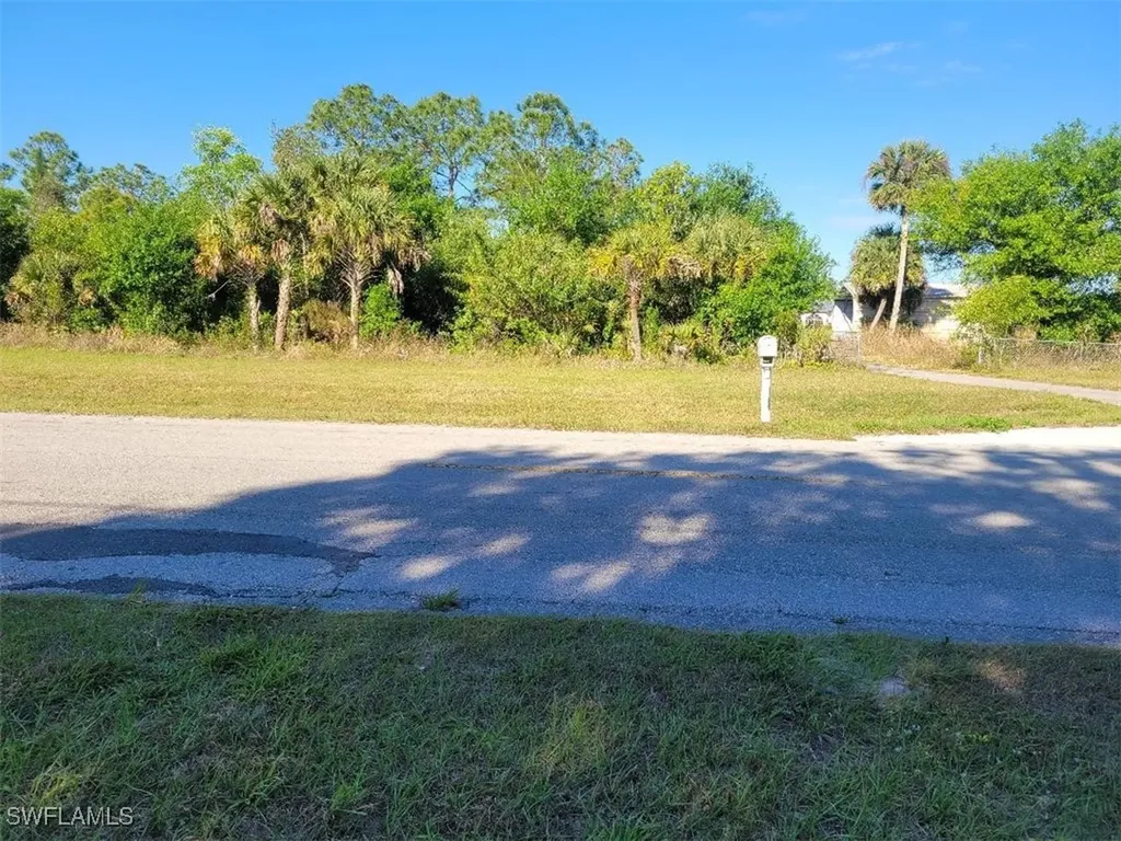 Everglades Boulevard N Naples FL 34120