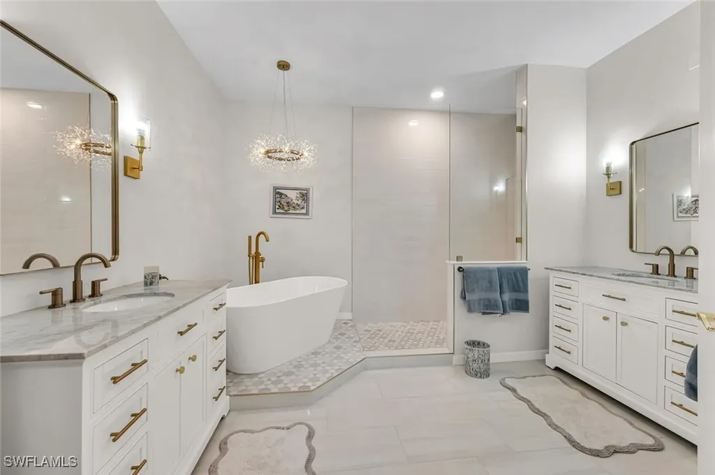 4650 Winged Foot Court Naples FL 34112
