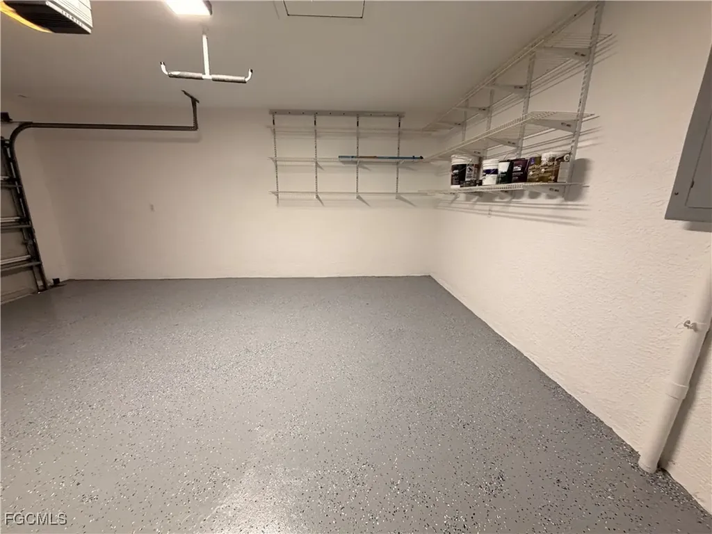 1660 Royal Circle Naples FL 34112