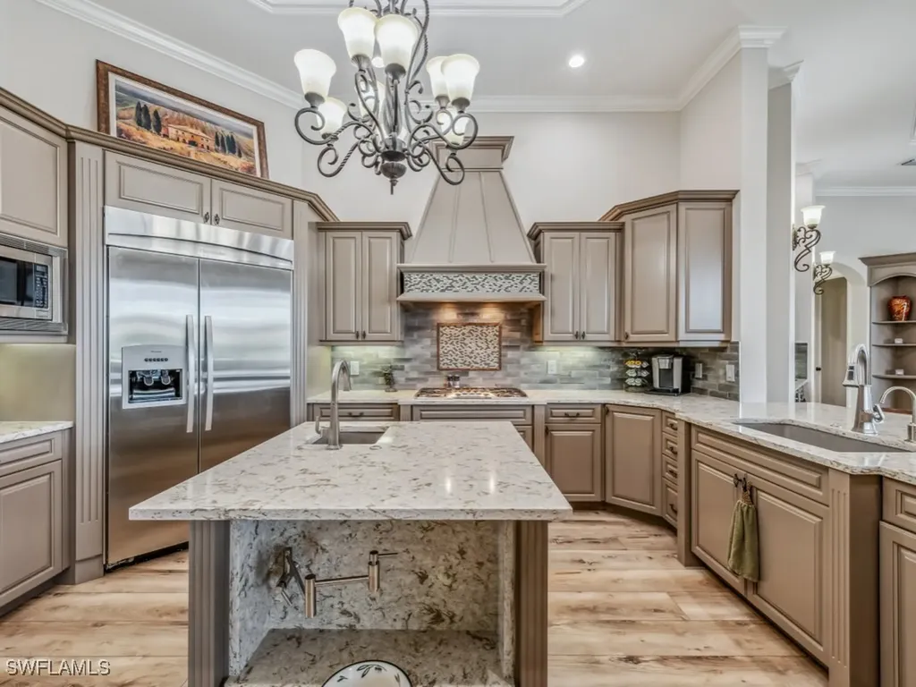 16509 Cellini Lane Naples FL 34110