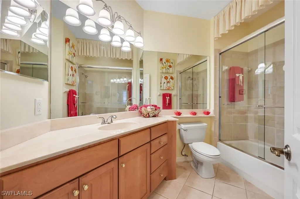 8450 Danbury Boulevard Naples FL 34120
