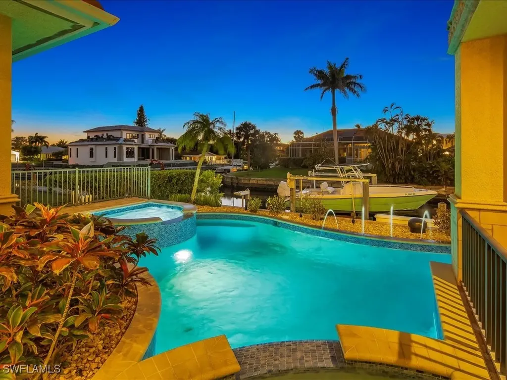 1550 Mullet Lane Naples FL 34102