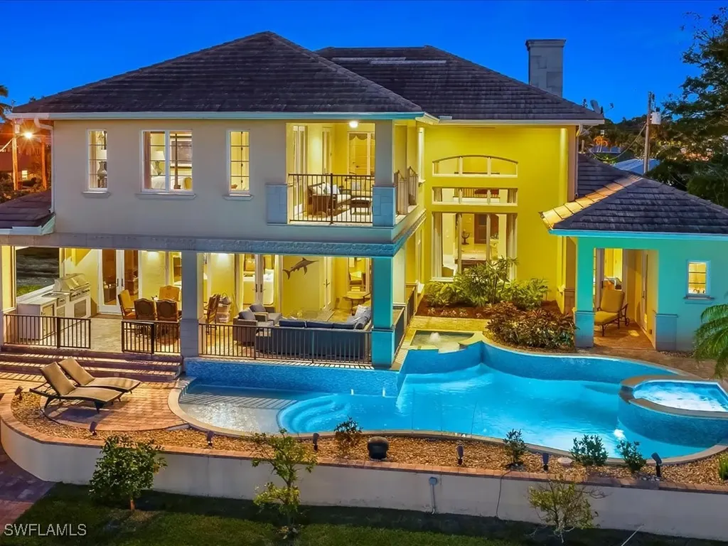 1550 Mullet Lane Naples FL 34102