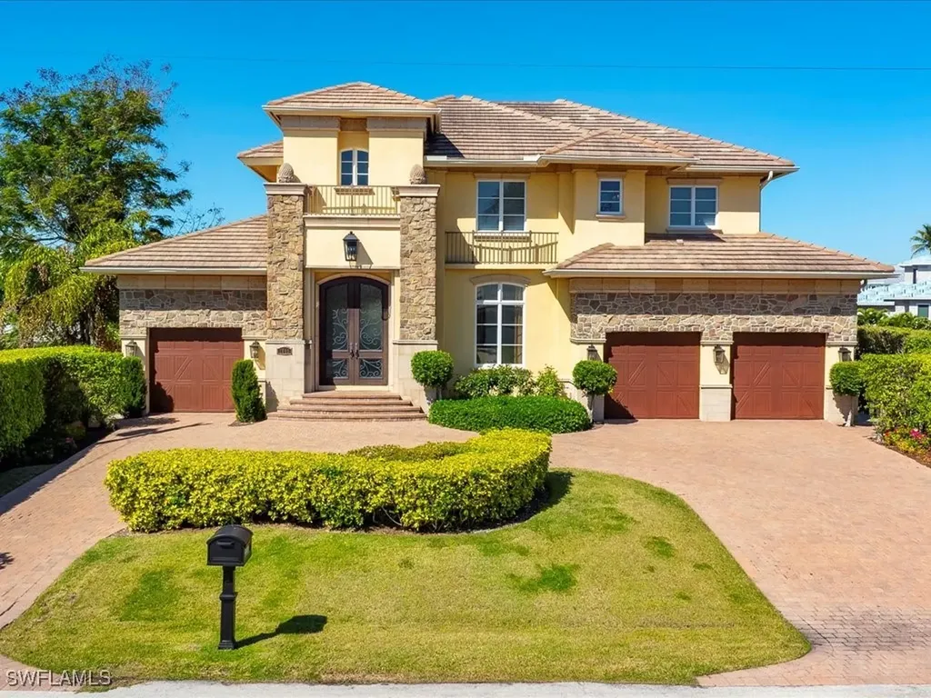 1550 Mullet Lane Naples FL 34102