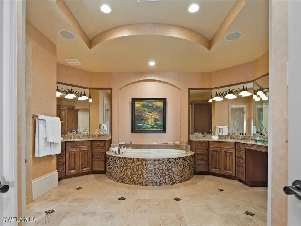 1550 Mullet Lane Naples FL 34102