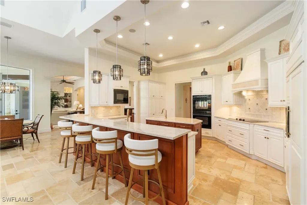 15283 Burnaby Drive Naples FL 34110