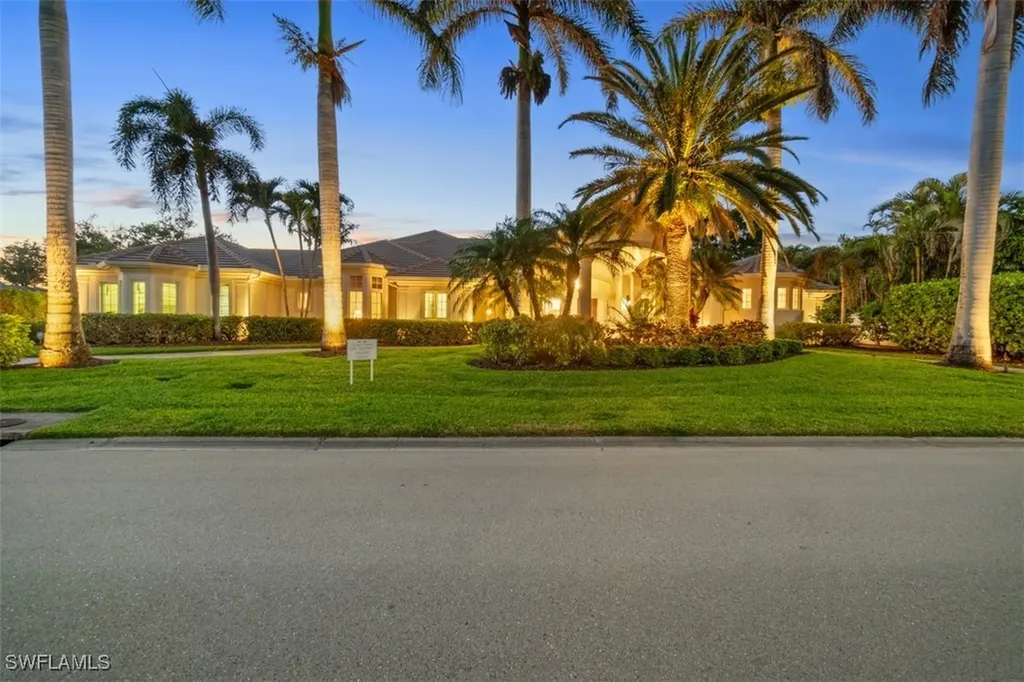 15283 Burnaby Drive Naples FL 34110