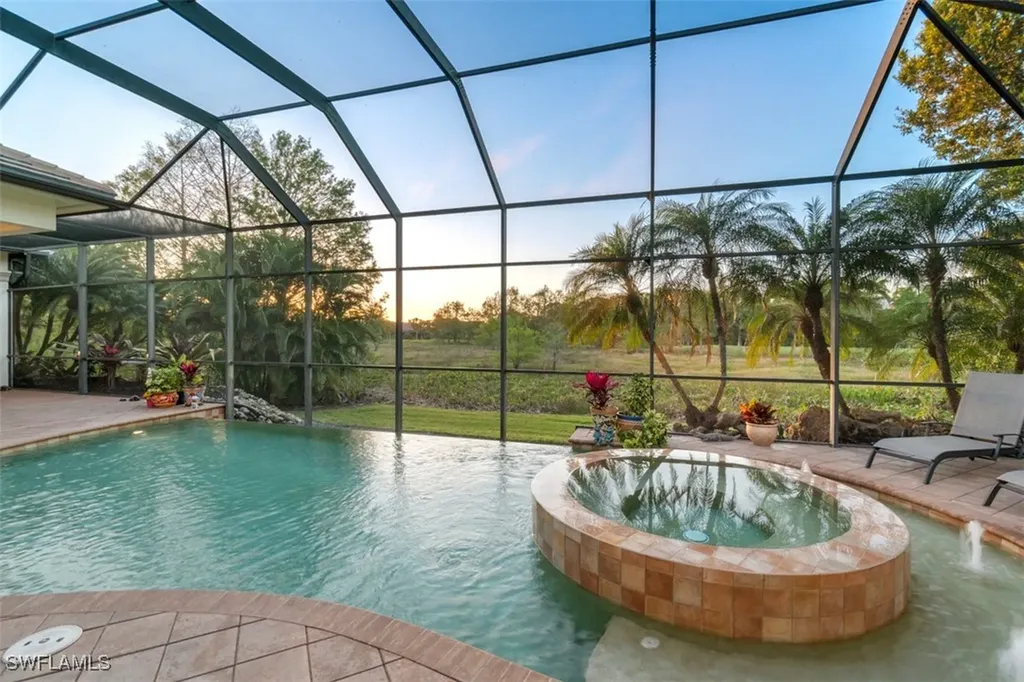 15283 Burnaby Drive Naples FL 34110