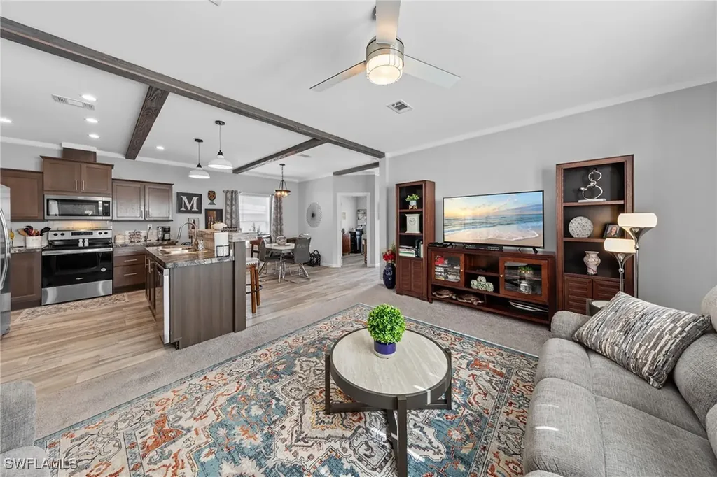 75 Sanders Court North Fort Myers FL 33903