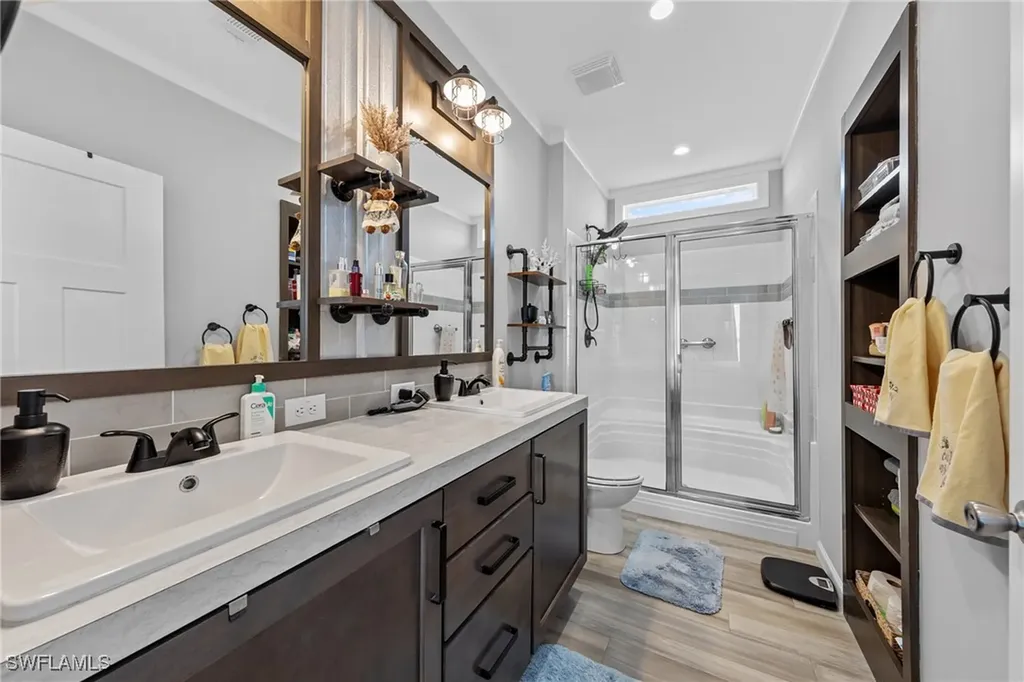 75 Sanders Court North Fort Myers FL 33903