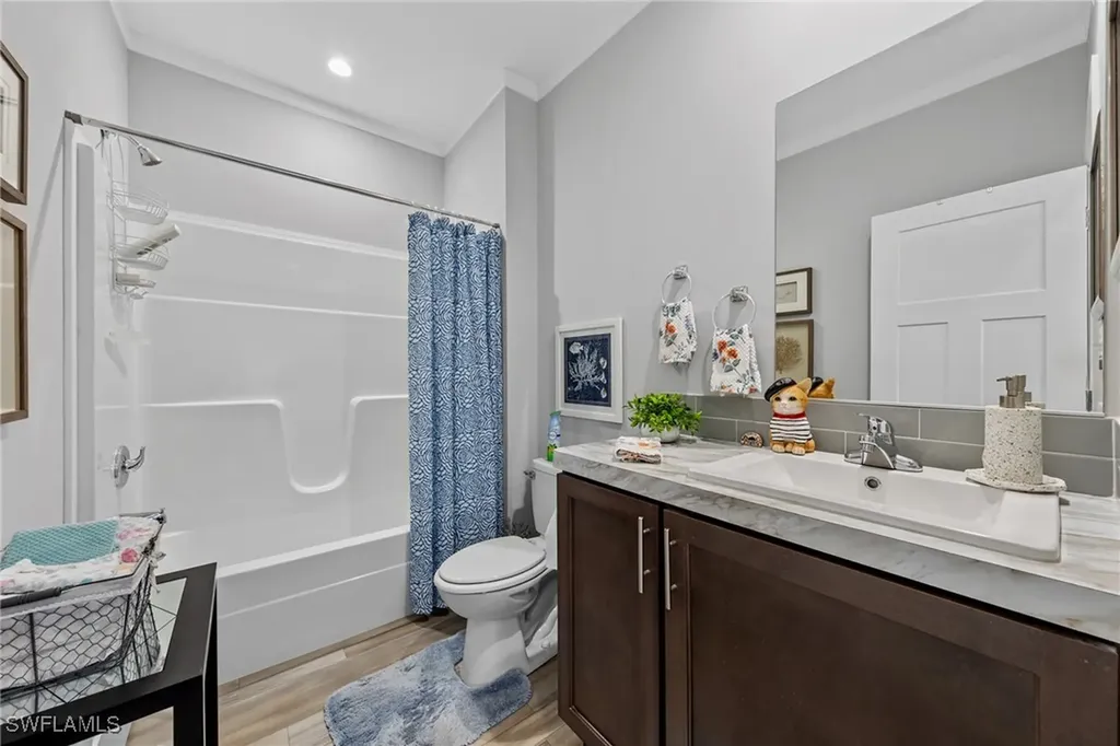 75 Sanders Court North Fort Myers FL 33903