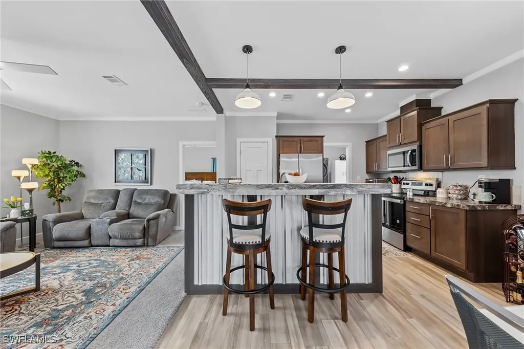 75 Sanders Court North Fort Myers FL 33903