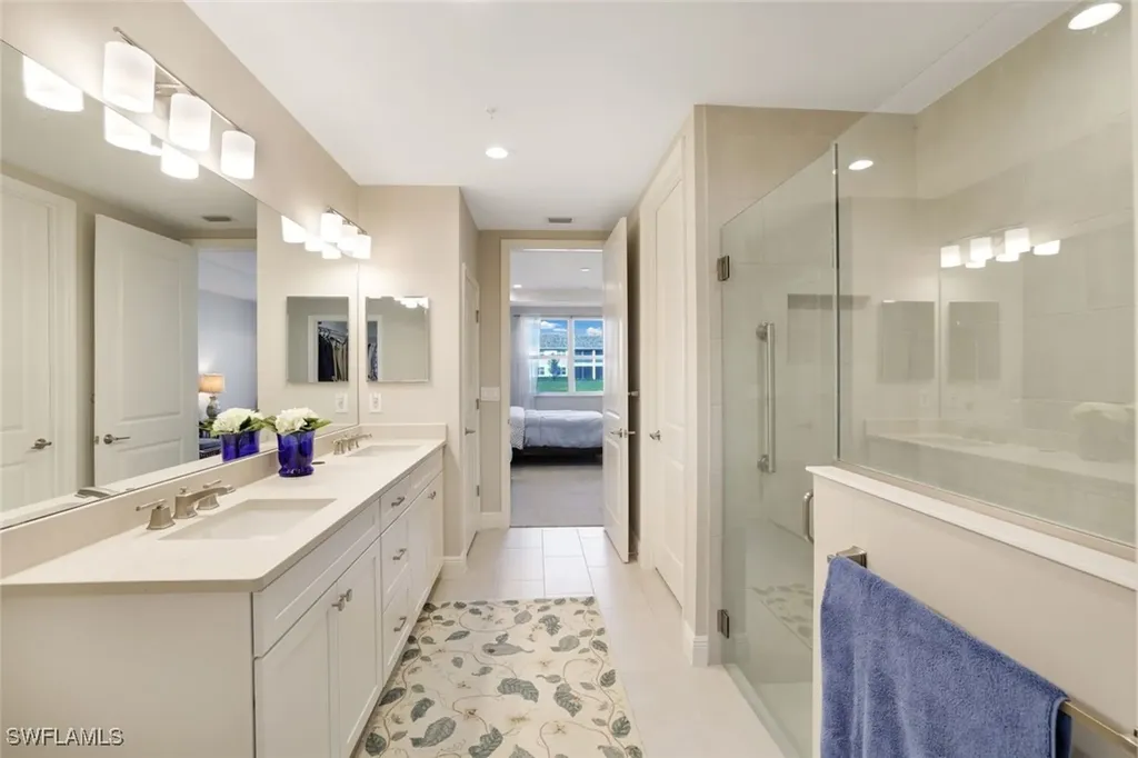 2647 Seychelles Circle Naples FL 34112