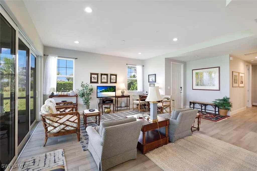 2647 Seychelles Circle Naples FL 34112