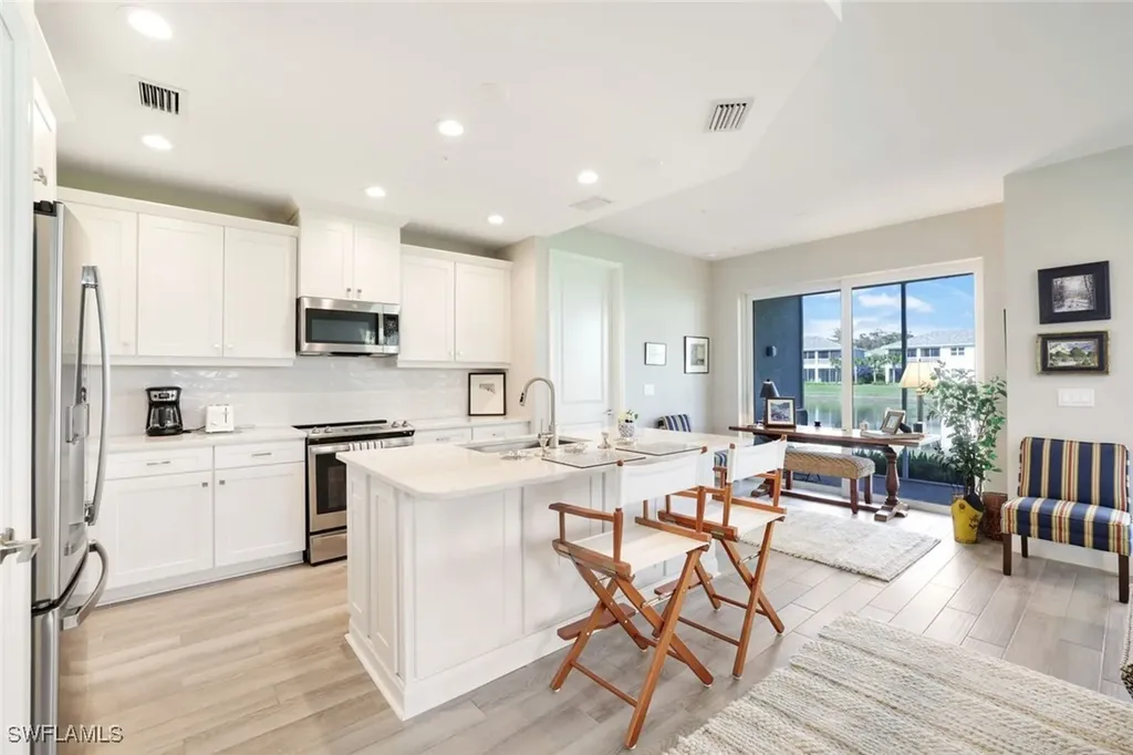 2647 Seychelles Circle Naples FL 34112