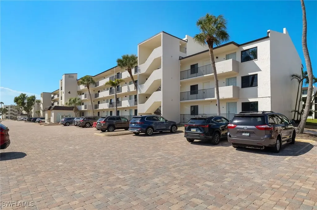 979 E Gulf Drive Sanibel FL 33957