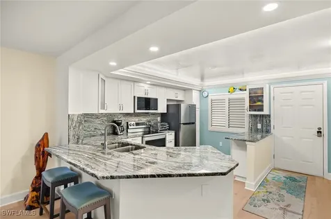 979 E Gulf Drive Sanibel FL 33957