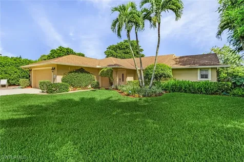 10094 Boca Circle Naples FL 34109