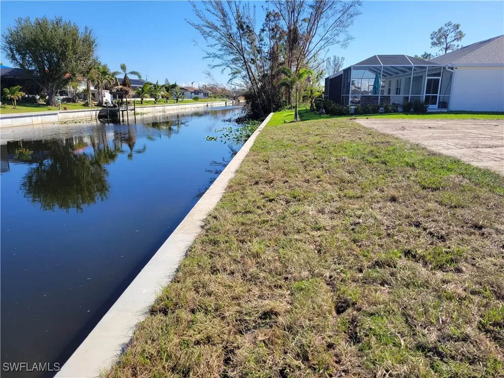 503 NE 21st Avenue Cape Coral FL 33909