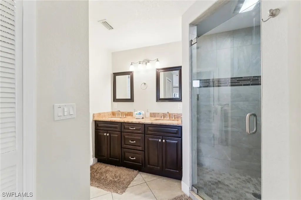 3627 SW 15th Place Cape Coral FL 33914